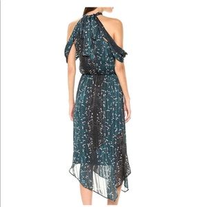 New with out tags Flowy Cold Shoulder dress